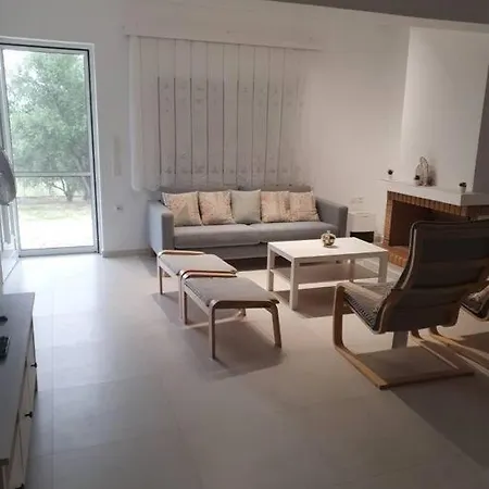 βιλλα αυρα Apartment *